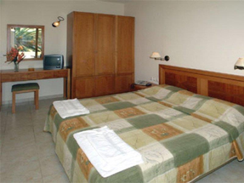 Penelope Apartments 普拉坦斯 外观 照片